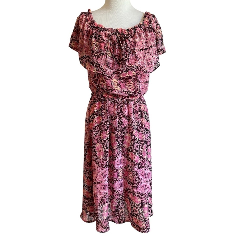 Decree Pink Paisley Dress